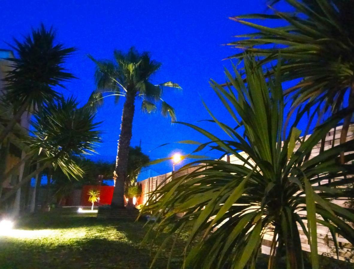 Casablanca El Petit Hotel 델테브레 외부 사진